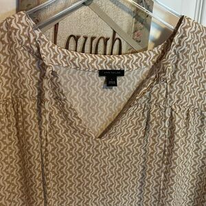 Loft sleeveless blouse